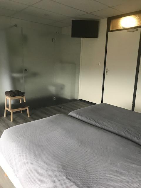 Hotel De Raket Rogat Kültér fotó